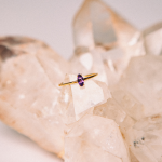 anillo de oro 18k con amatista natural