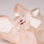 anillo figuera en oro 18k con amatistas