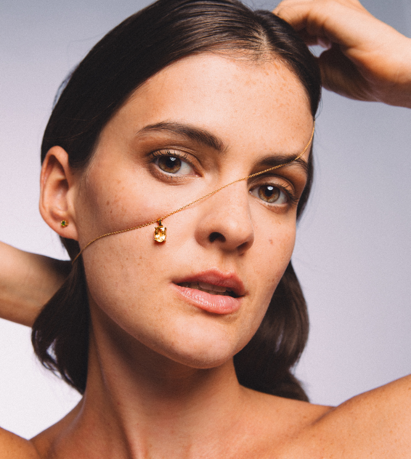 colgante oro 18k y topacio natural